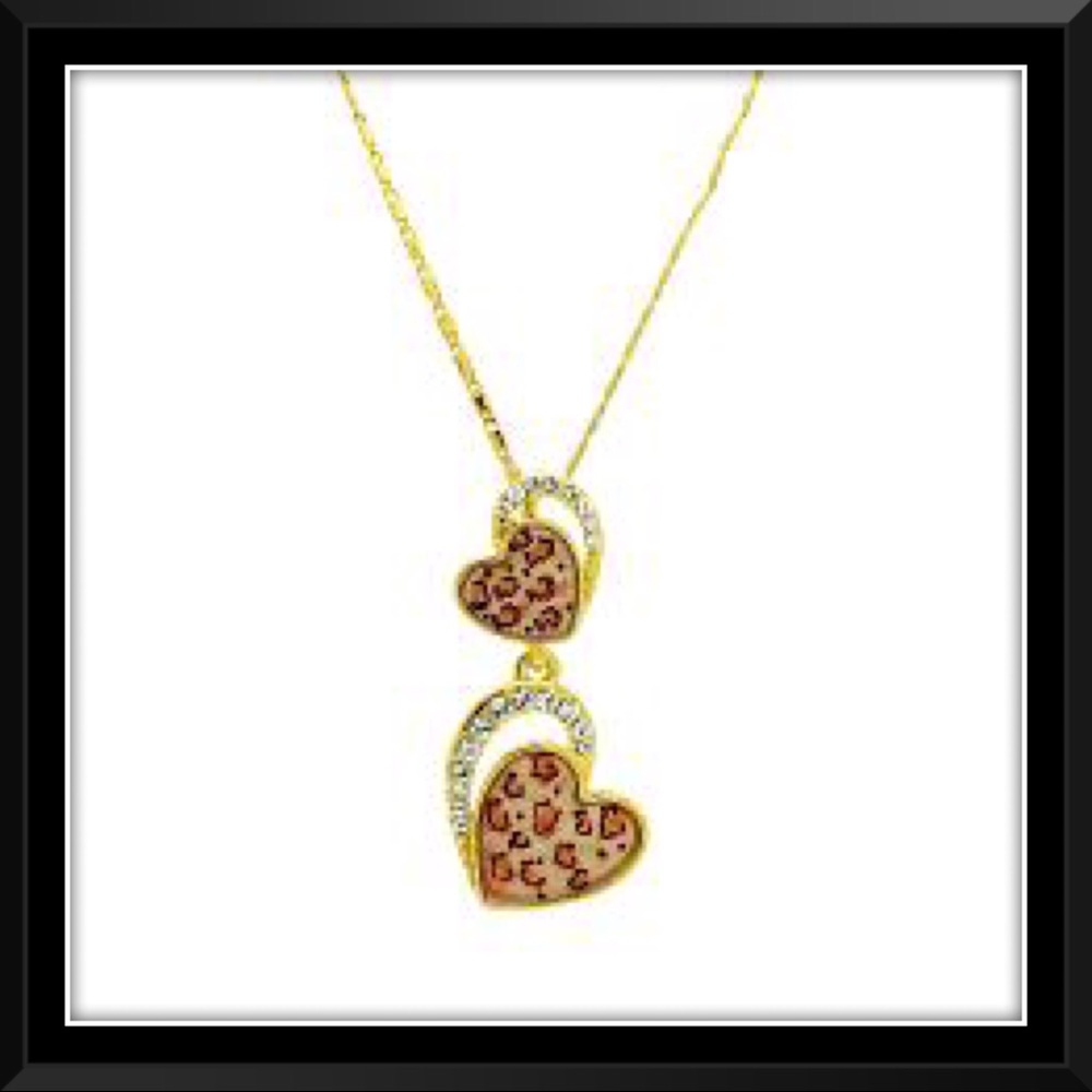 🆕📿AUCTION PRICE👩🏻‍⚖️Leopard Hearts Quality Plating 18K Gold Necklace